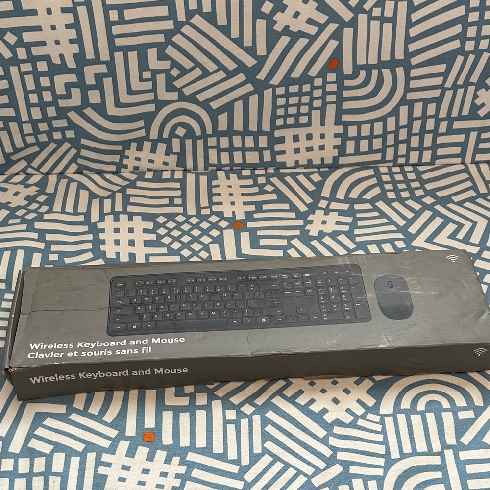 Wireless Keyboard and Mouse Set
